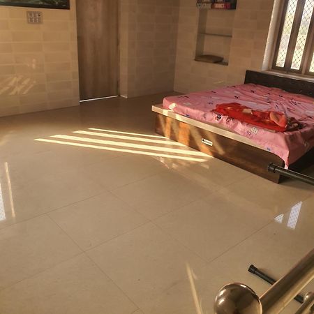 Maa Ambe International Hotel Barmer Exterior foto